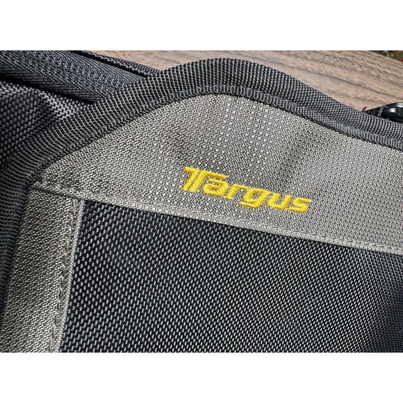 Targus Laptop Briefcase Messenger Bag – Black & Gray Business Travel Case - Picture 2 of 10